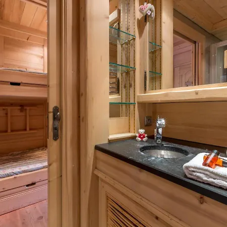 Apartment Joli A La Clusaz, Proche De L'espace Aquatique - Fr-1-437-8 *